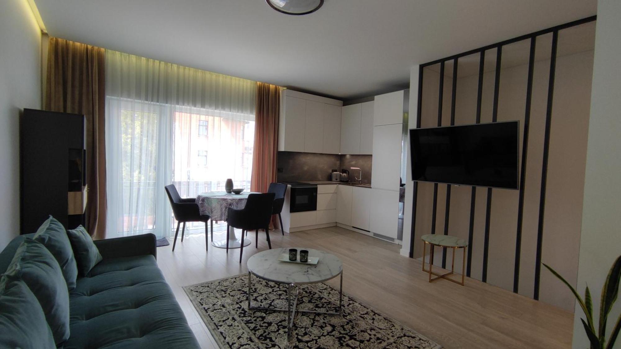 New J&R Apartment Near Girstutis, Free Private Parking & Self Check-In Каунас Екстер'єр фото